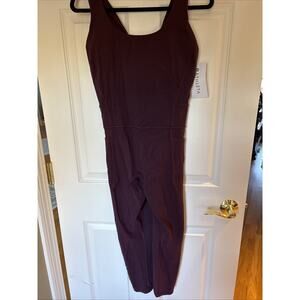 Athleta Salutation Bodysuit pant Spiced Cabernet NWT $129 Large pad bra pockets